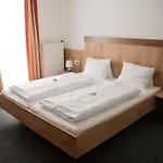 Auer - Haus Kargl Bed and breakfast