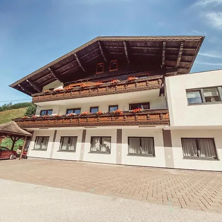 Fruehstueckspension Auer - Haus Kargl 3* シュラートミンク