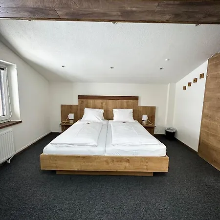 ベッド・アンド・ブレックファスト Fruehstueckspension Auer - Haus Kargl シュラートミンク