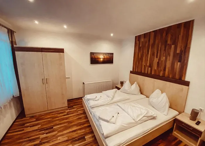 Fruehstueckspension Auer - Haus Kargl 3* Schladming